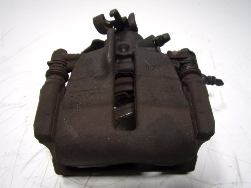 Recambio de pinza freno trasera derecha para volkswagen t6 transporter 2.0 tdi referencia OEM IAM 7H0615424A  