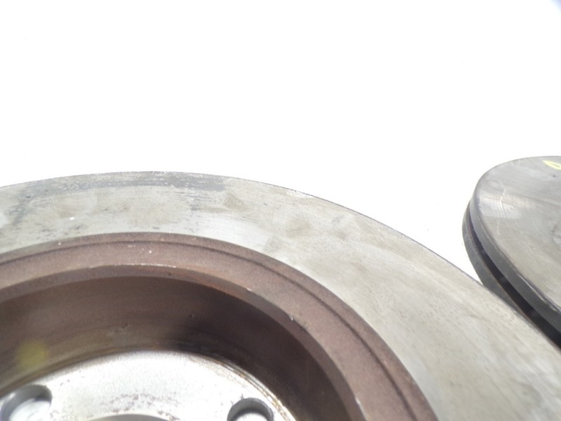 Recambio de disco freno delantero para renault kangoo 1.5 dci diesel referencia OEM IAM   