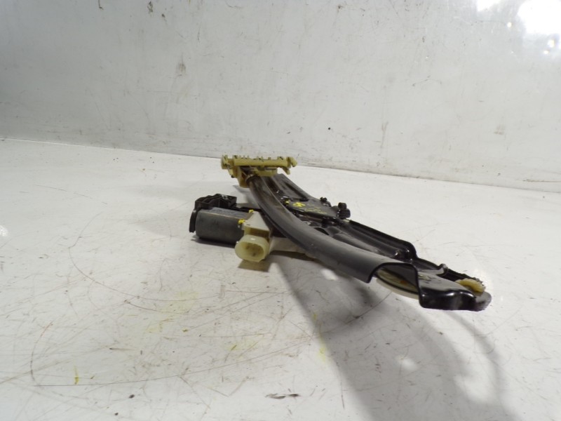 Recambio de elevalunas trasero derecho para bmw serie 5 lim. (f10) 2.0 turbodiesel referencia OEM IAM 51357182614 7248172 