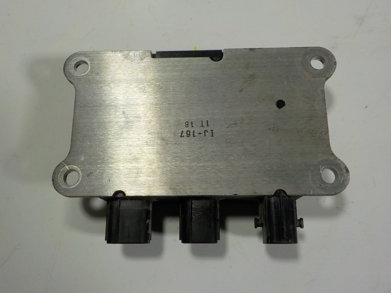 Recambio de modulo electronico para lexus is 300h referencia OEM IAM 8987130050 8987130050 