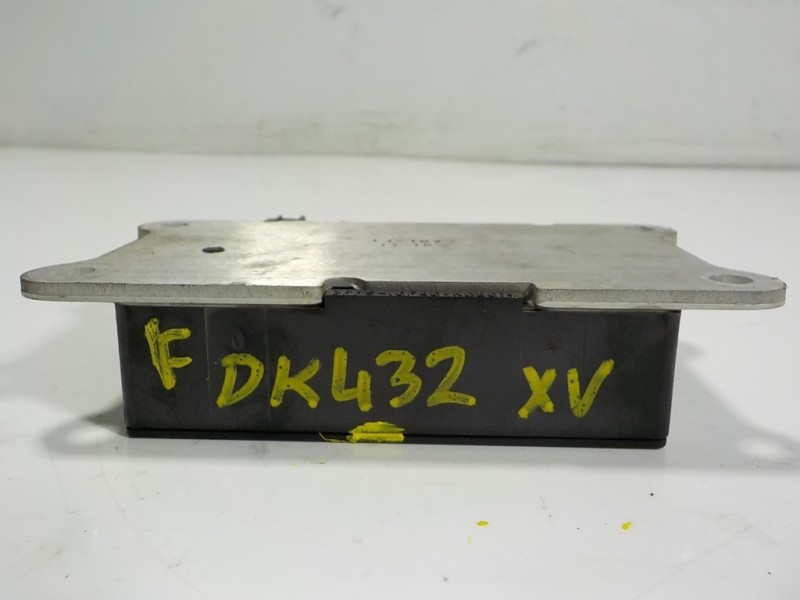 Recambio de modulo electronico para lexus is 300h referencia OEM IAM 8987130050 8987130050 