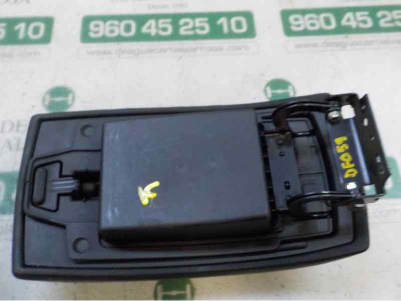 Recambio de apoyabrazos central para ford mondeo ber. (ca2) 2.0 tdci cat referencia OEM IAM   