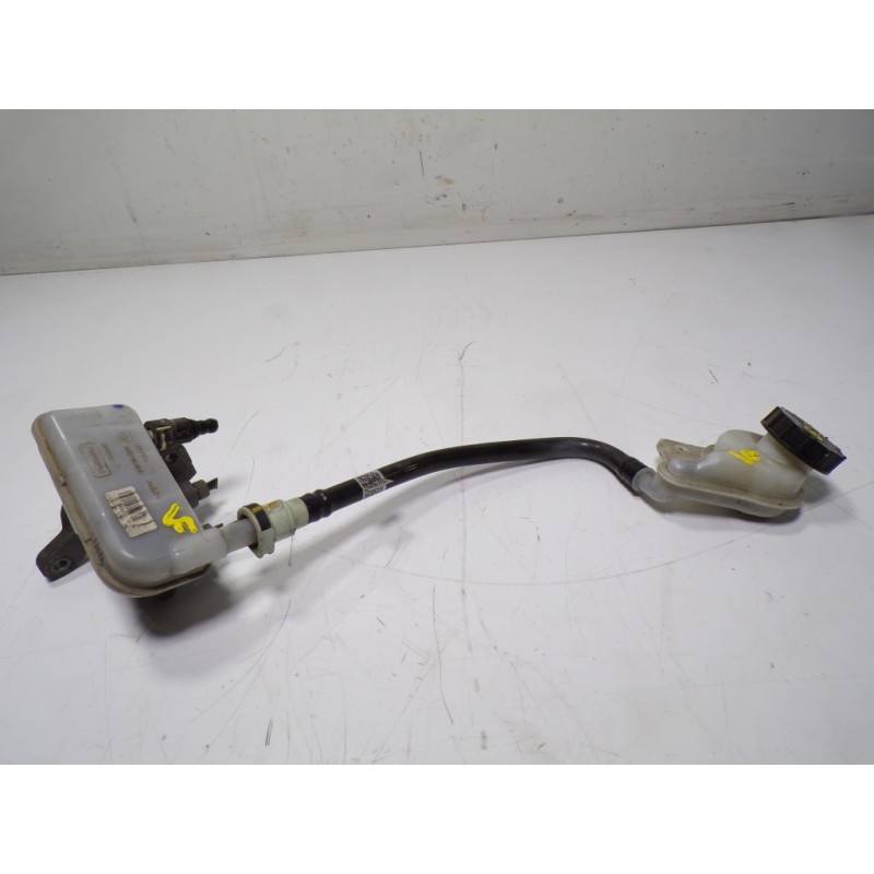 Recambio de bomba freno para ford transit courier 1.5 tdci cat referencia OEM IAM 1751664 EY162K478AC 