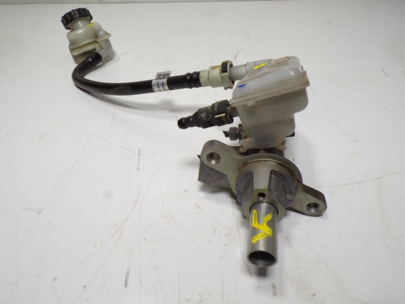 Recambio de bomba freno para ford transit courier 1.5 tdci cat referencia OEM IAM 1751664 EY162K478AC 