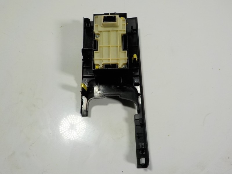 Recambio de modulo electronico para lexus is 300h referencia OEM IAM 8478053100 75F941L 