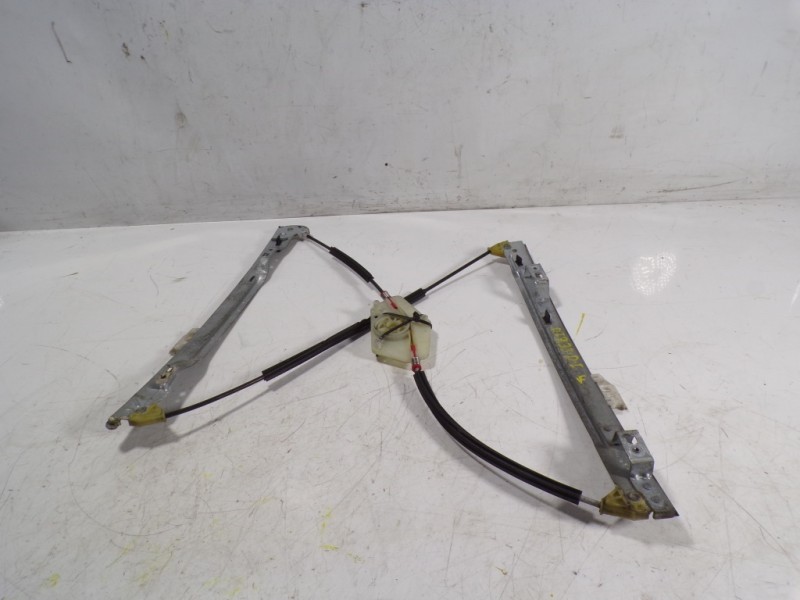 Recambio de elevalunas delantero izquierdo para citroën c4 grand picasso tonic referencia OEM IAM 9221CV  