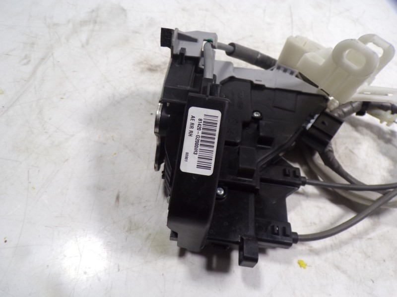 Recambio de cerradura puerta trasera derecha para hyundai ioniq hybrid referencia OEM IAM 81420G2000 81420G2000 