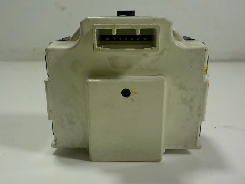 Recambio de modulo electronico para lexus is 300h referencia OEM IAM 8391053132 8391053132 