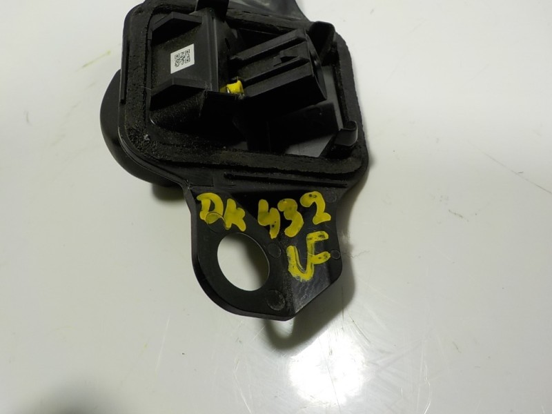 Recambio de modulo electronico para lexus is 300h referencia OEM IAM 8679053040 8679053040 