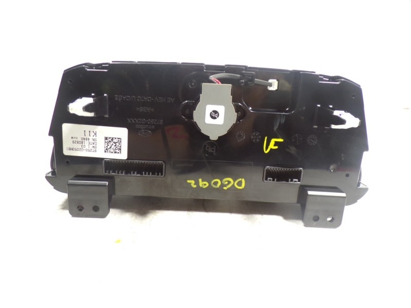 Recambio de mando climatizador para hyundai ioniq hybrid referencia OEM IAM 97250G2050MBI 97250G2050 