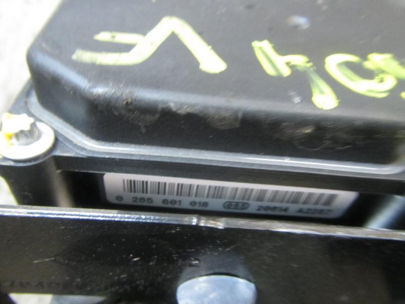 Recambio de abs para dacia sandero ambiance referencia OEM IAM 8201063079 0265262718 0265262718