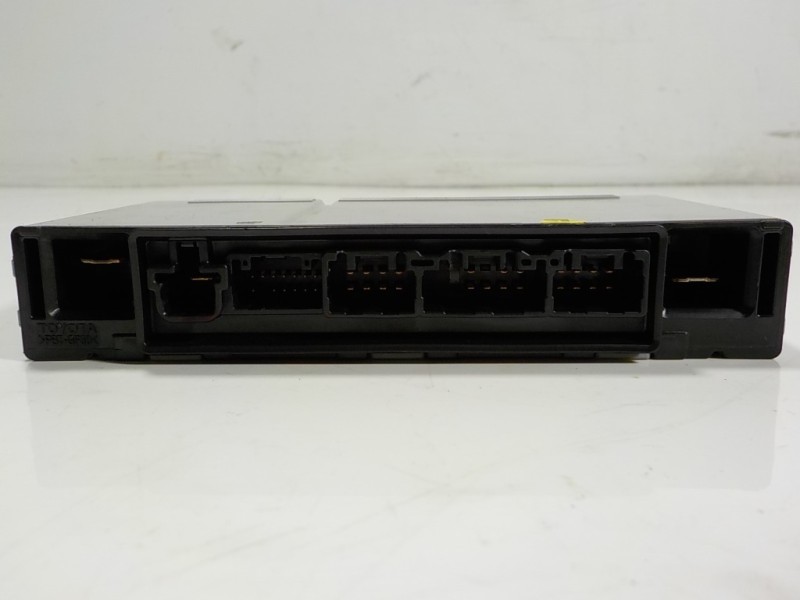 Recambio de modulo electronico para lexus is 300h referencia OEM IAM 8264453010B 8264453010B 