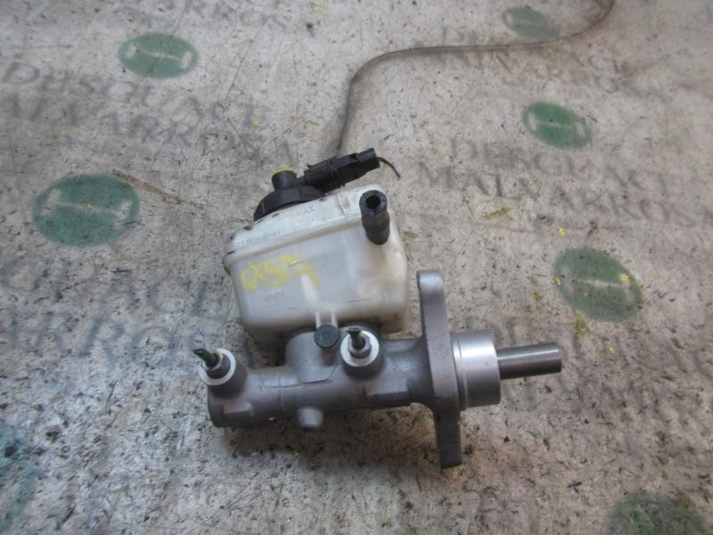 Recambio de bomba freno para dacia sandero ambiance referencia OEM IAM 6001551313  