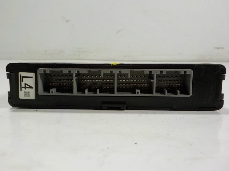 Recambio de modulo electronico para lexus is 300h referencia OEM IAM 8998153010 8998153010 