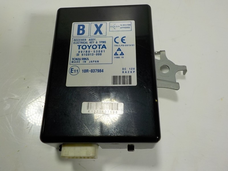 Recambio de modulo electronico para lexus is 300h referencia OEM IAM 897B053081 897B053081 