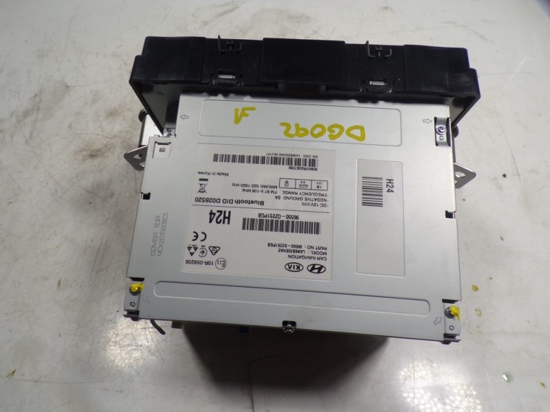 Recambio de pantalla multifuncion para hyundai ioniq hybrid referencia OEM IAM 96550G2251PGB 96550G2251 