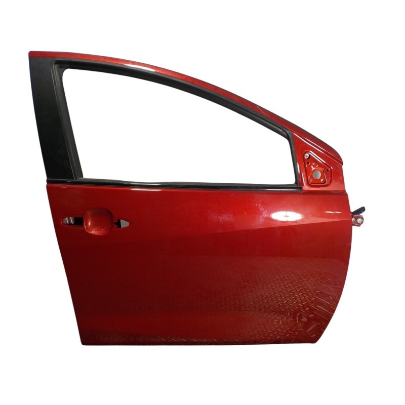 Recambio de puerta delantera derecha para toyota yaris 1.5 vvti hev referencia OEM IAM   