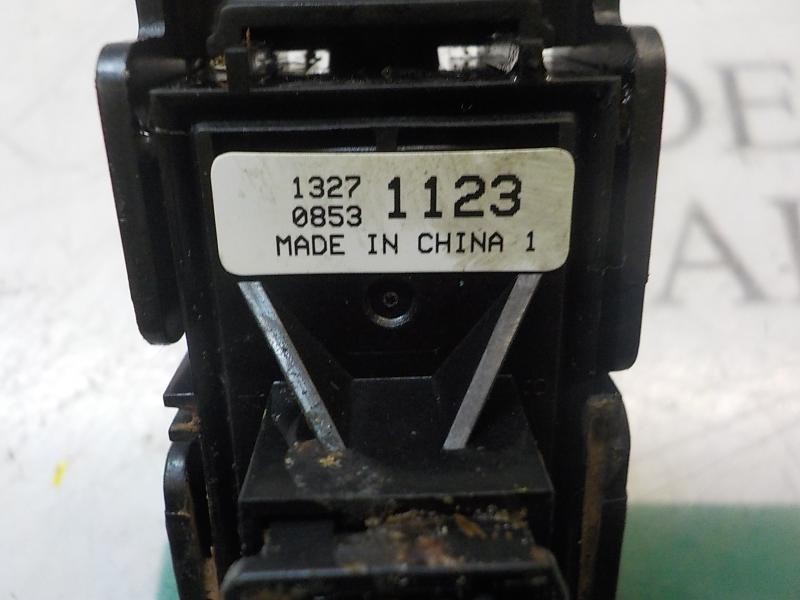 Recambio de palanca freno de mano para opel insignia berlina selective referencia OEM IAM 13271123  