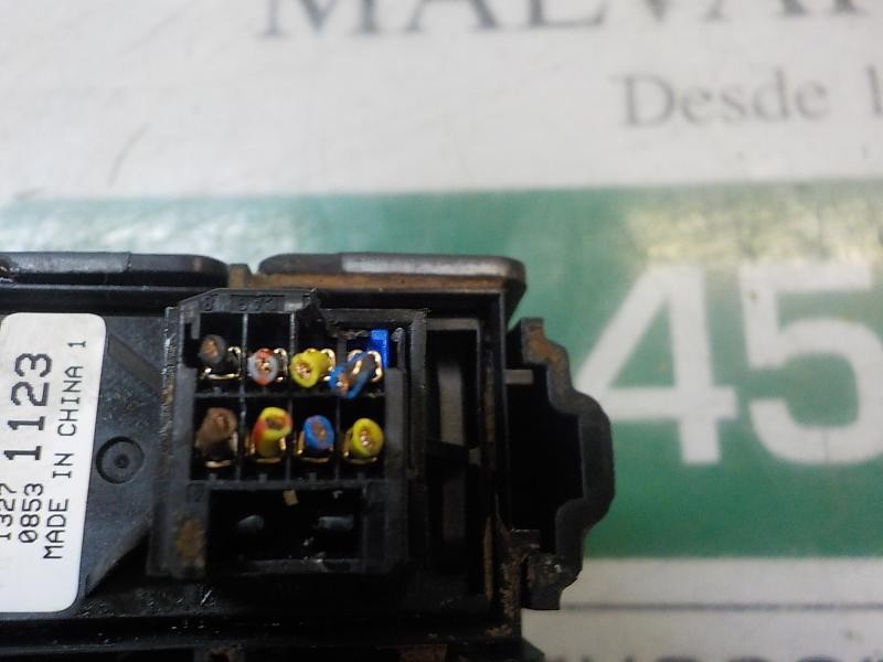 Recambio de palanca freno de mano para opel insignia berlina selective referencia OEM IAM 13271123  