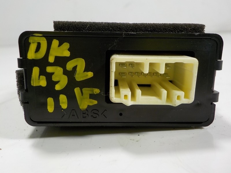 Recambio de modulo electronico para lexus is 300h referencia OEM IAM 8597053060 8597053060 