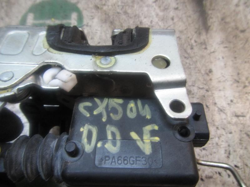 Recambio de cerradura puerta delantera derecha para dacia sandero ambiance referencia OEM IAM 8200735224  