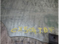 Recambio de cristal puerta trasero derecho para dacia sandero ambiance referencia OEM IAM 8200733046   2