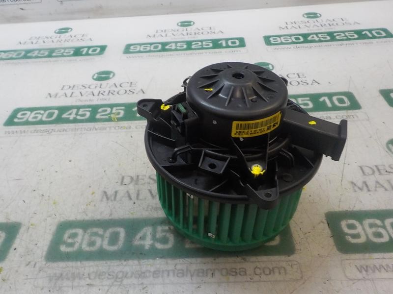 Recambio de motor calefaccion para opel insignia berlina selective referencia OEM IAM 13265193  