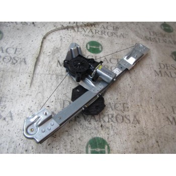 ELEVALUNAS DELANTERO DERECHO 807209299R 