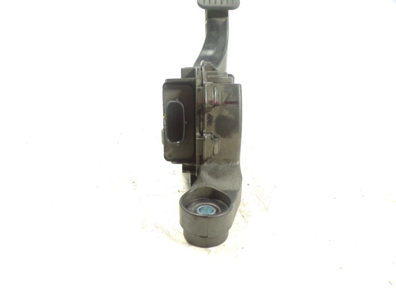 Recambio de potenciometro pedal para hyundai ioniq hybrid referencia OEM IAM 32700G2120 32740031100 