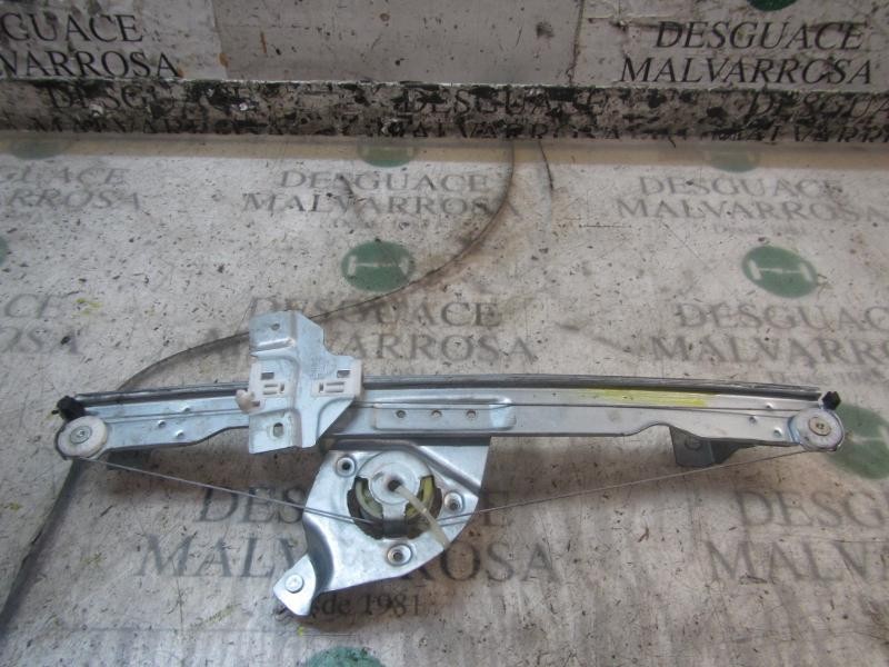 Recambio de elevalunas delantero derecho para dacia sandero ambiance referencia OEM IAM 8200733828  