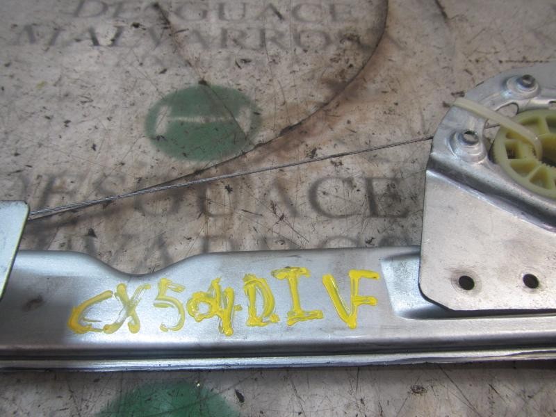 Recambio de elevalunas delantero izquierdo para dacia sandero ambiance referencia OEM IAM 8200733829  