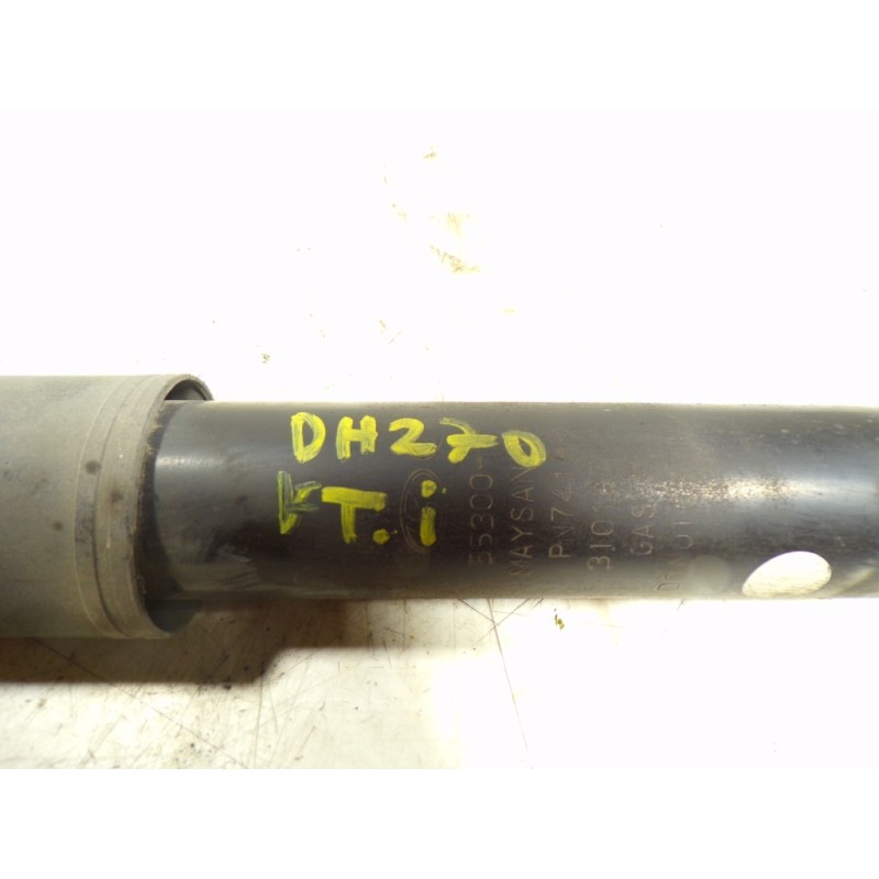 Recambio de amortiguador trasero izquierdo para hyundai ix20 1.4 crdi cat referencia OEM IAM 553001K100 553001K100 