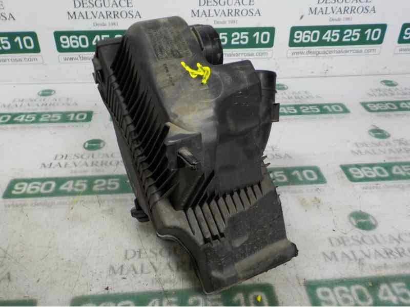Recambio de filtro aire para renault clio iii 1.2 16v referencia OEM IAM   