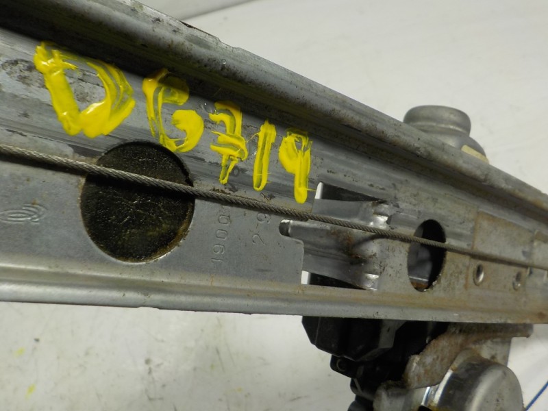 Recambio de elevalunas trasero derecho para renault megane ii berlina 5p 1.9 dci diesel referencia OEM IAM   