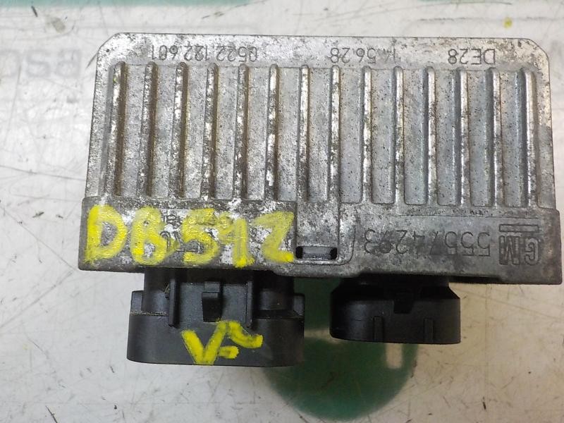 Recambio de caja precalentamiento para opel insignia berlina selective referencia OEM IAM 55574293  