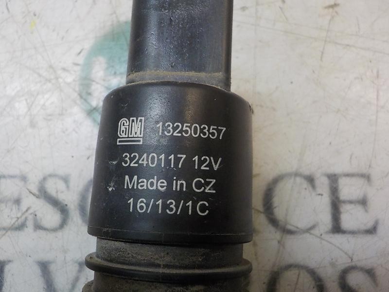 Recambio de bomba limpia para opel insignia berlina selective referencia OEM IAM 13250357  