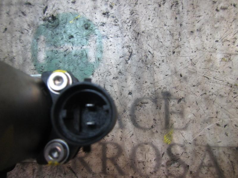 Recambio de motor elevalunas delantero derecho para dacia sandero ambiance referencia OEM IAM 8200733828  