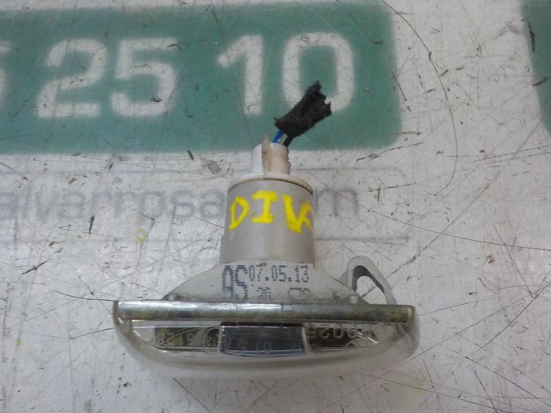 Recambio de piloto lateral izquierdo para opel insignia berlina selective referencia OEM IAM 13252455  