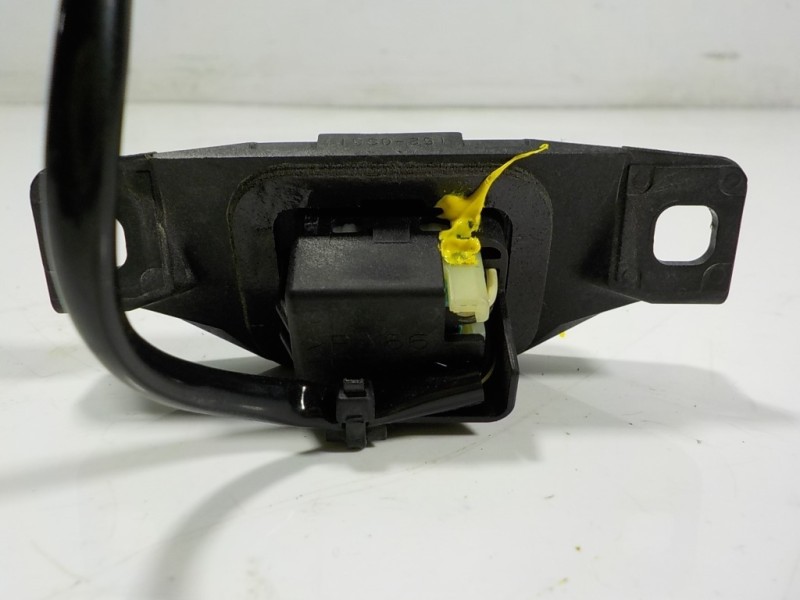 Recambio de maneta porton para lexus is 300h referencia OEM IAM   