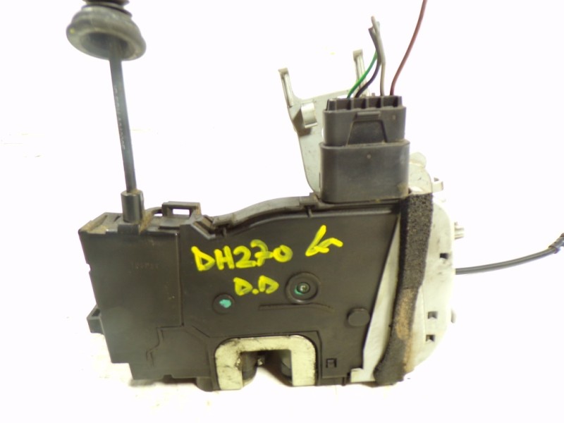 Recambio de cerradura puerta delantera derecha para hyundai ix20 1.4 crdi cat referencia OEM IAM 813201K020  