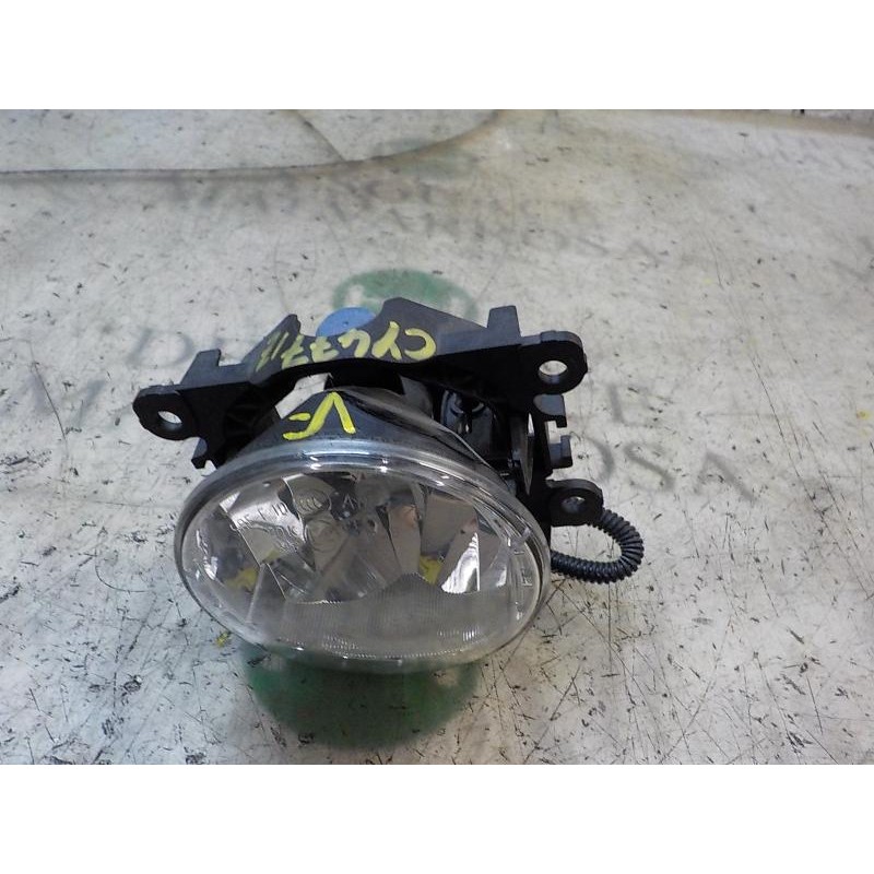 Recambio de faro antiniebla izquierdo para renault clio iv 0.9 referencia OEM IAM 261500097R  