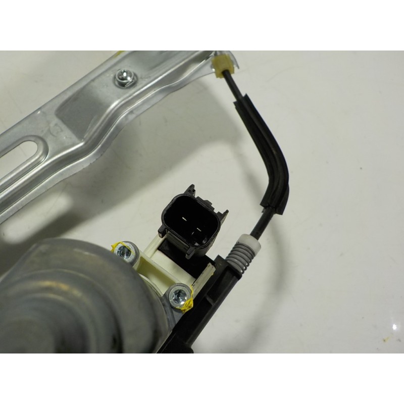 Recambio de elevalunas delantero izquierdo para ford transit courier 1.5 tdci cat referencia OEM IAM 2009281 ET76A23201CD 