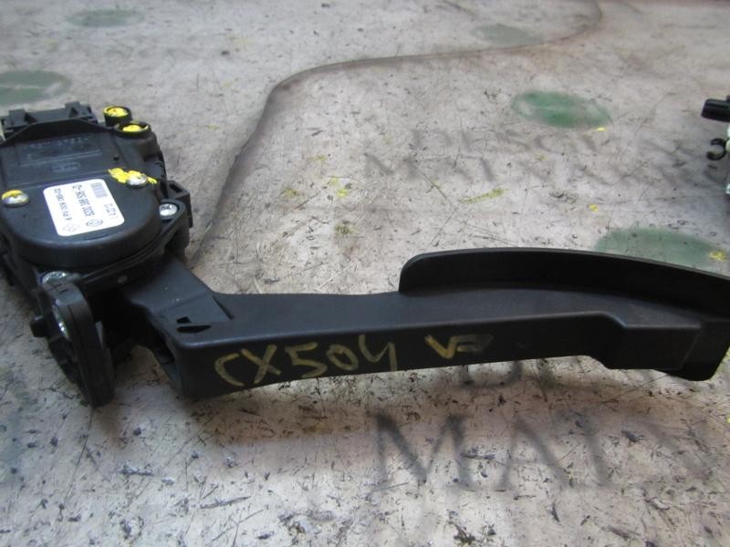 Recambio de potenciometro pedal para dacia sandero ambiance referencia OEM IAM 6001548477 8200386506D 