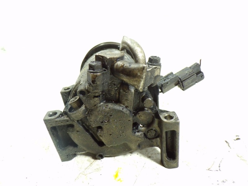 Recambio de compresor aire acondicionado para hyundai ix20 1.4 crdi cat referencia OEM IAM 977012K201  