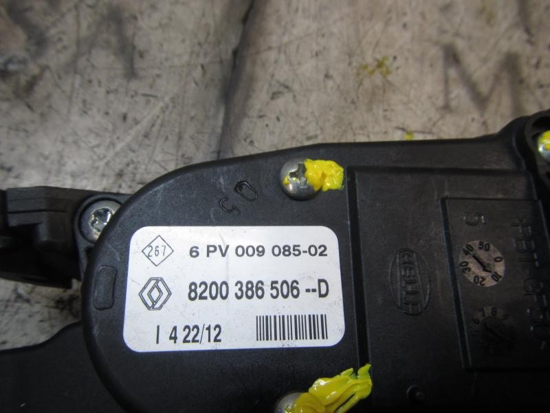 Recambio de potenciometro pedal para dacia sandero ambiance referencia OEM IAM 6001548477 8200386506D 