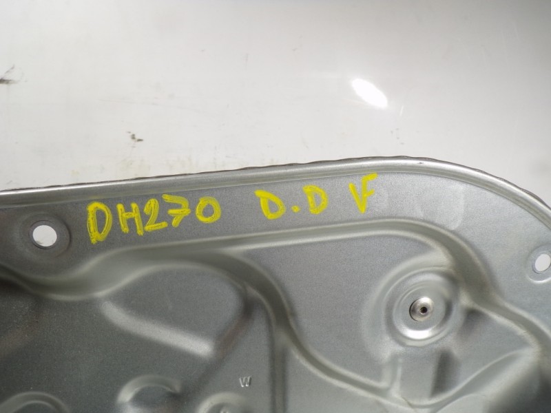 Recambio de elevalunas delantero derecho para hyundai ix20 1.4 crdi cat referencia OEM IAM 824811K000 824801K020 