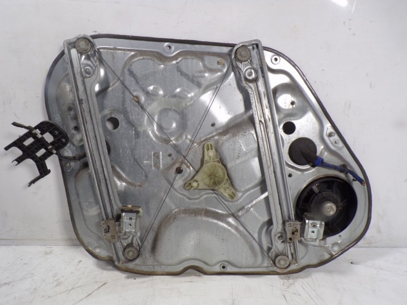 Recambio de elevalunas delantero derecho para hyundai ix20 1.4 crdi cat referencia OEM IAM 824811K000 824801K020 