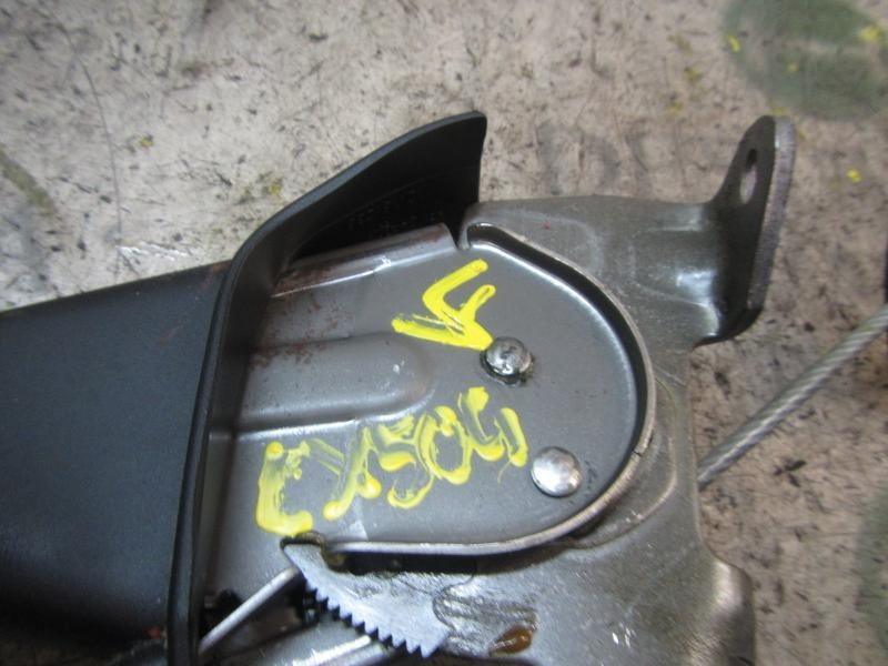 Recambio de palanca freno de mano para dacia sandero ambiance referencia OEM IAM 360108002R  