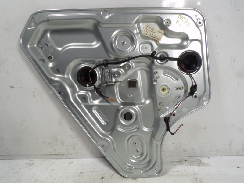 Recambio de elevalunas trasero izquierdo para hyundai ix20 1.4 crdi cat referencia OEM IAM 834711K010 834701K010 