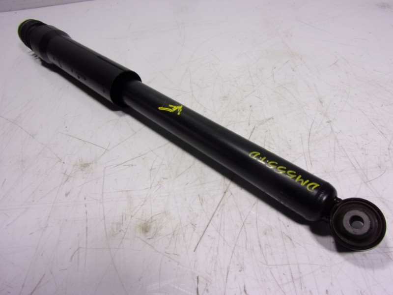 Recambio de amortiguador trasero derecho para toyota yaris 1.5 vvti hev referencia OEM IAM 48530K0090 48530K0090 